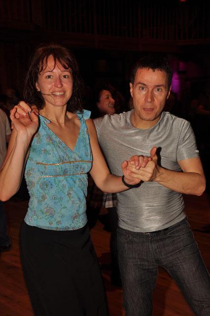 min 2011 12 04 station danse 181
